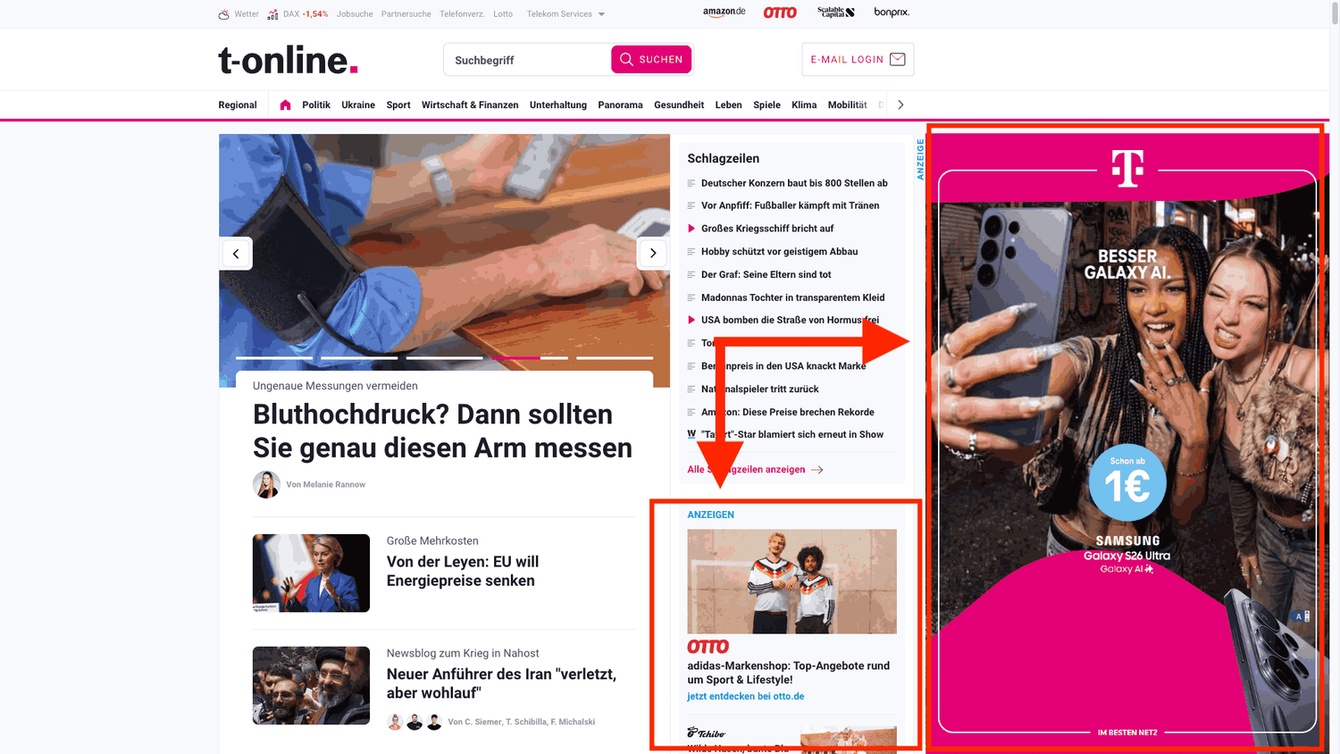 Der Screenshot der t-online-Startseite zeigt Schlagzeilen, einen Artikel über Blutdruckmessung mit einer Nahaufnahme eines Arms in einer Manschette und Werbung für Otto und Samsung Galaxy-Handys. Schulungen und Handouts für Mitarbeiter